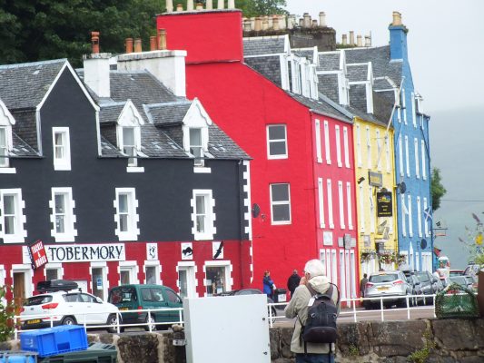 Tobermory buildings Scotland World Travellers Riccarton